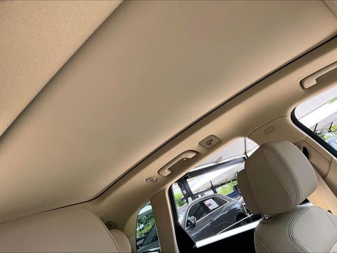 Used 2021 Audi Q5 Premium Plus image 13