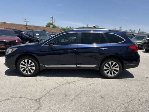 Used 2018 Subaru Outback 2.5i Touring AWD/4WD image 6