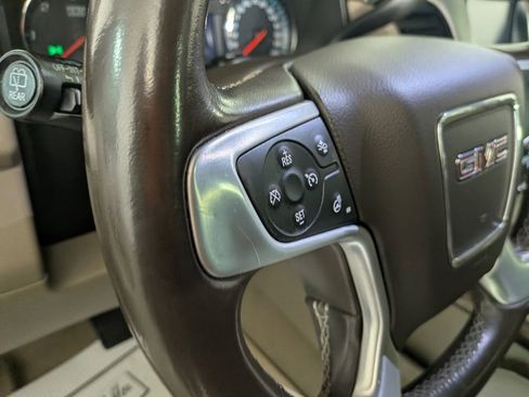 Used 2019 GMC Yukon XL SLT w/ Open Road Package image 21