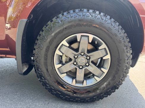 Used 2016 Nissan Frontier PRO-4X AWD/4WD image 22