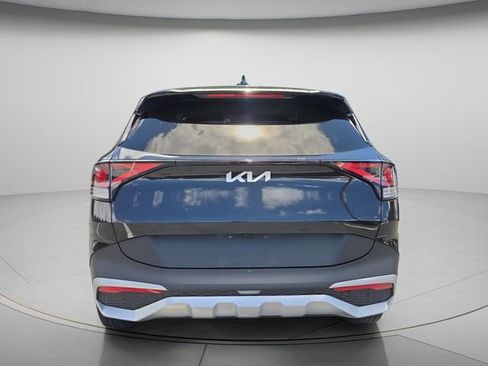 Used 2023 Kia Sportage LX FWD image 5