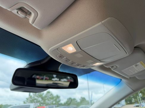 Used 2020 Ford Edge SEL w/ Convenience Package FWD image 25