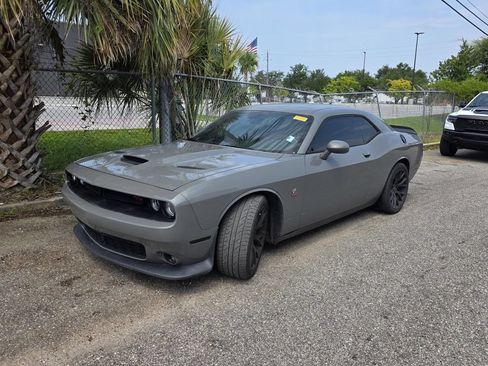 Used 2019 Dodge Challenger R/T Scat Pack w/ Dynamics Package RWD image 4