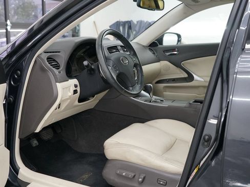Used 2009 Lexus IS 250 RWD image 18
