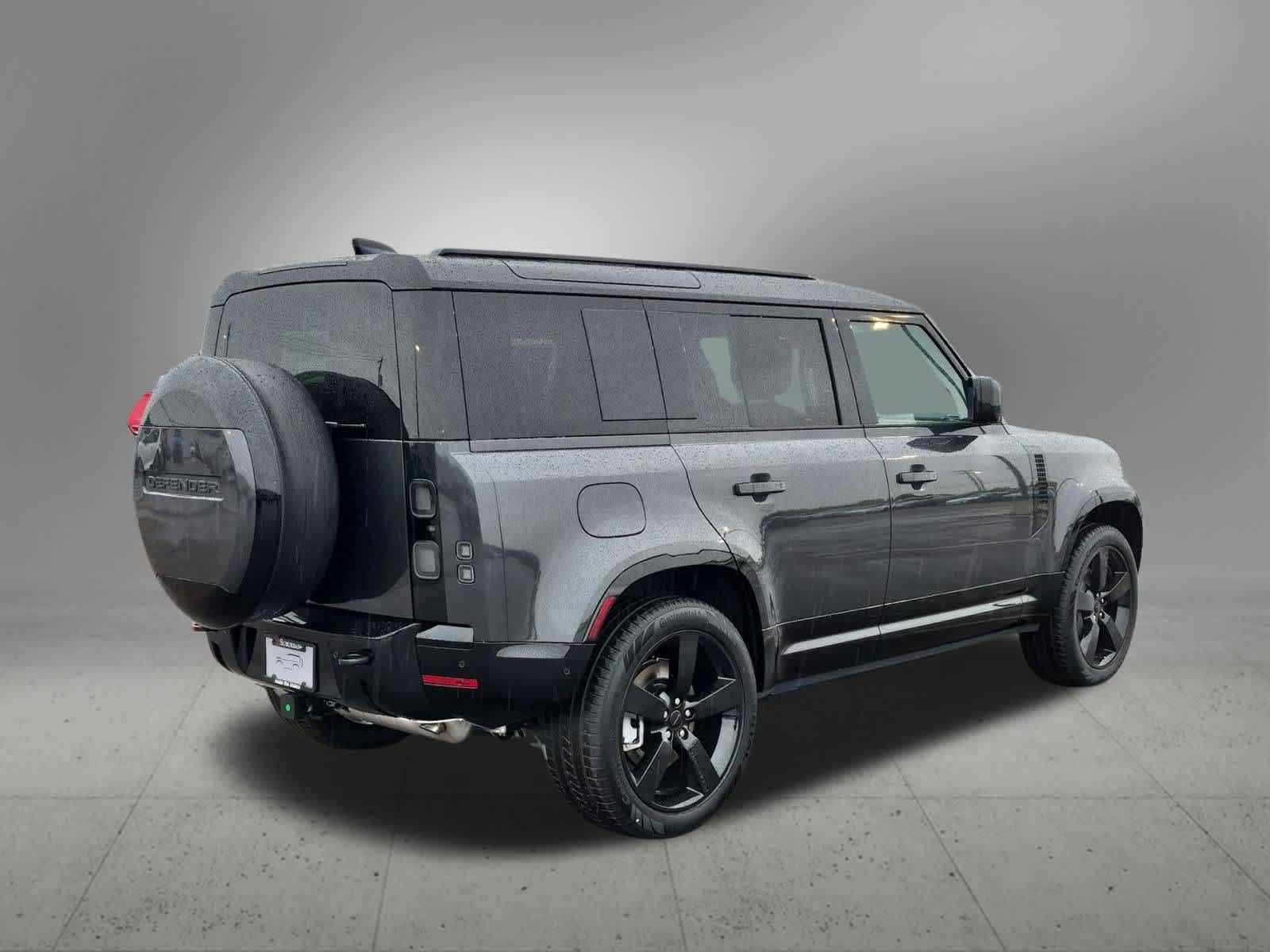 New 2026 Land Rover Defender 110 X-Dynamic SE AWD/4WD image 6