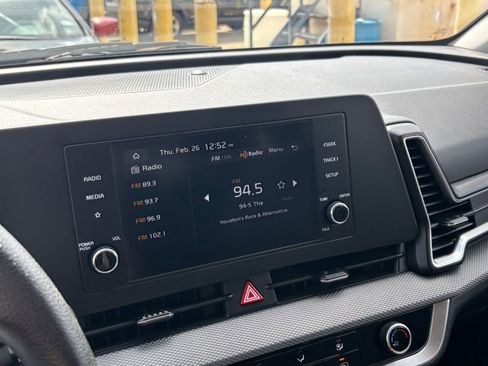 Used 2025 Kia Sportage LX image 20