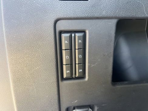 Used 2022 Ford Expedition XLT AWD/4WD image 14