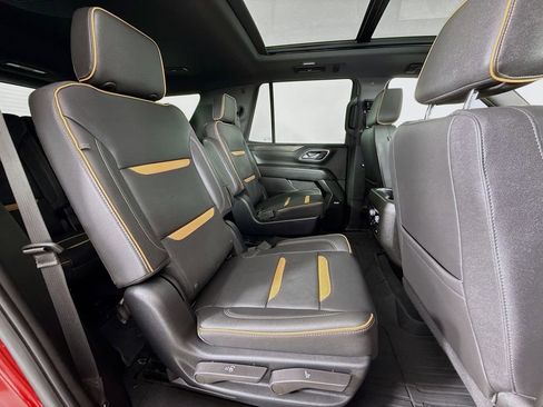 Used 2023 GMC Yukon AT4 w/ Technology Package image 29