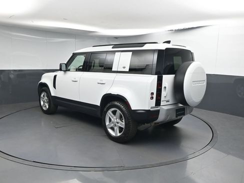 Used 2020 Land Rover Defender 110 SE AWD/4WD image 3