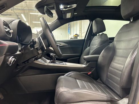 Used 2024 Dodge Hornet R/T Plus image 9