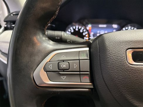 Used 2022 Jeep Compass Limited image 19