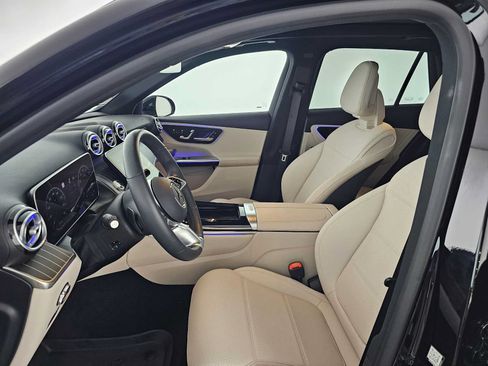 Used 2026 Mercedes-Benz GLC 300 4MATIC image 20