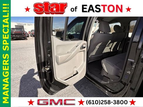 Used 2019 Nissan Frontier SV image 21