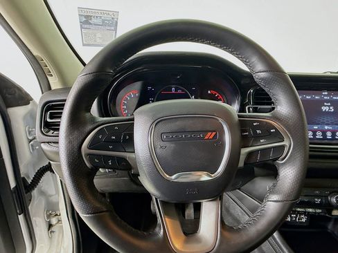 Used 2022 Dodge Durango SXT w/ Anodized Platinum Package image 11