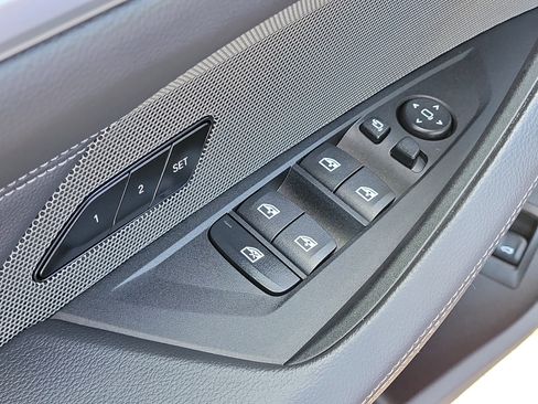 Used 2025 BMW M440i RWD image 20