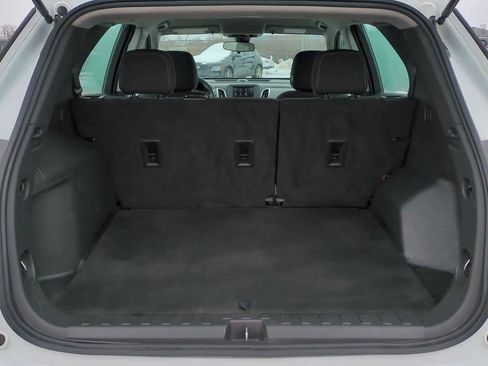 Used 2021 Chevrolet Equinox LS image 32