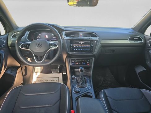 Used 2022 Volkswagen Tiguan SEL R-Line AWD/4WD image 18