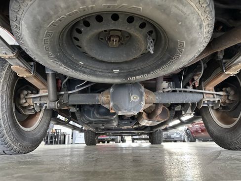 Used 2014 Nissan Frontier SV w/ SV Value Truck Package image 33