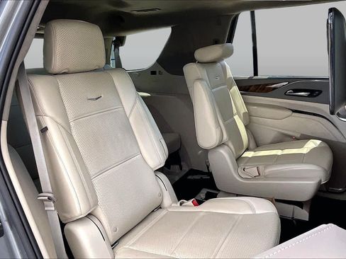 Used 2021 Cadillac Escalade Sport Platinum AWD/4WD image 20