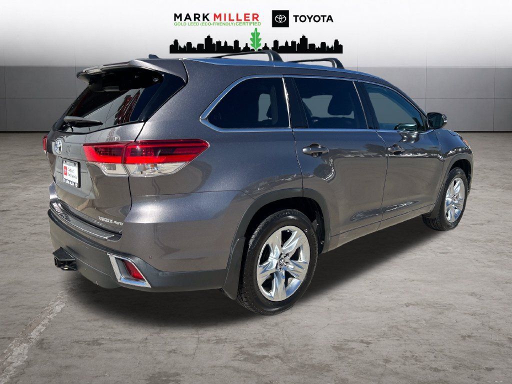 Certified 2019 Toyota Highlander Limited AWD/4WD image 6