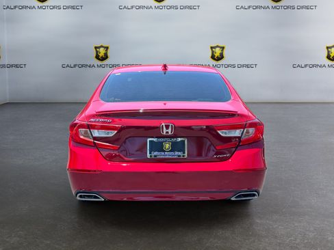 Used 2018 Honda Accord Sport image 4