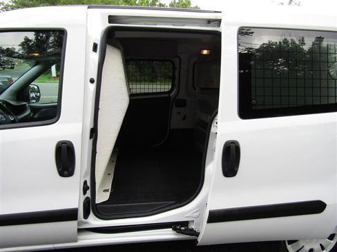 Used 2019 RAM ProMaster City Tradesman SLT image 22