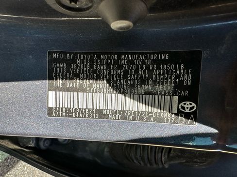 Used 2019 Toyota Corolla XLE image 19
