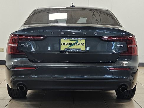 Used 2020 Volvo S60 T5 Momentum FWD image 8