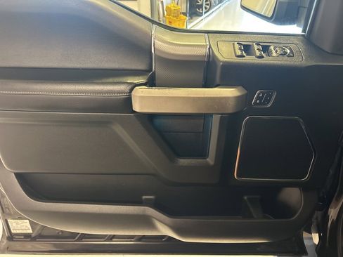 Used 2015 Ford F150 Lariat w/ Equipment Group 501A Mid image 4