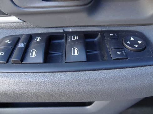 Used 2015 RAM 1500 Big Horn image 10