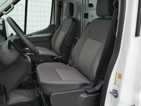 New 2026 Ford Transit 350 148 High Roof AWD image 32