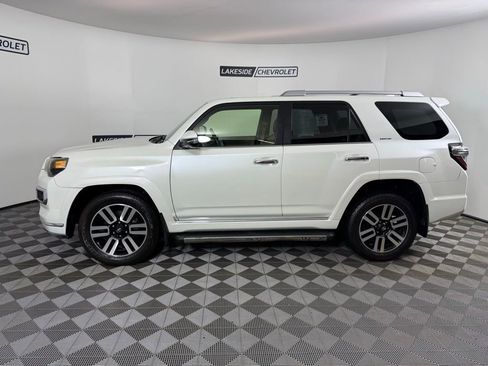 Used 2022 Toyota 4Runner Limited image 3