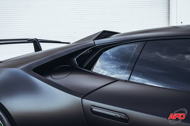 Used 2019 Lamborghini Huracan LP 580-2 RWD image 39