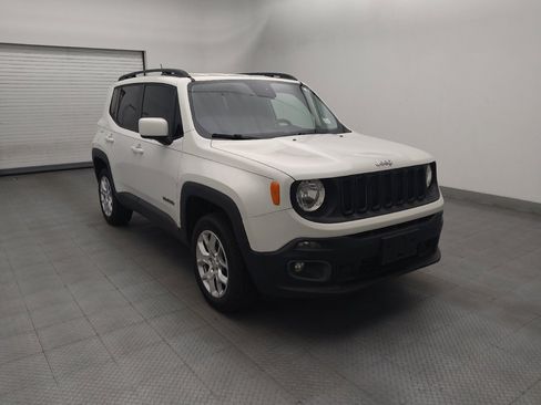 Used 2015 Jeep Renegade Latitude w/ Popular Equipment Group AWD/4WD image 13