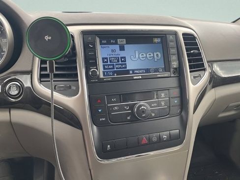 Used 2012 Jeep Grand Cherokee Laredo image 19