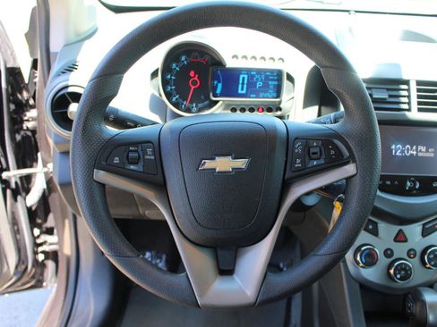 Used 2016 Chevrolet Sonic LT FWD image 19