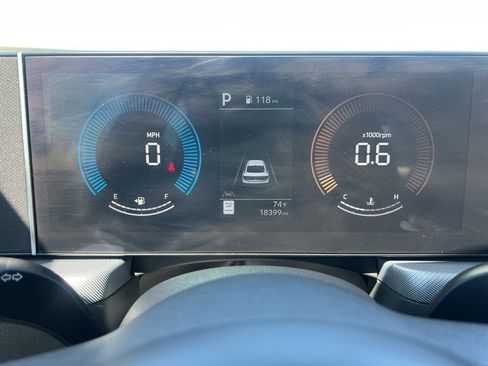 Used 2025 Hyundai Sonata SEL FWD image 36