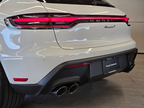 Certified 2026 Porsche Macan Turbo AWD/4WD image 8