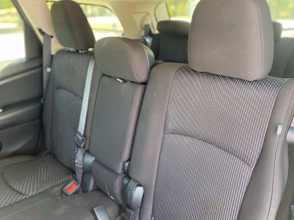 Used 2015 Dodge Journey SXT w/ Flexible Seating Group FWD image 28
