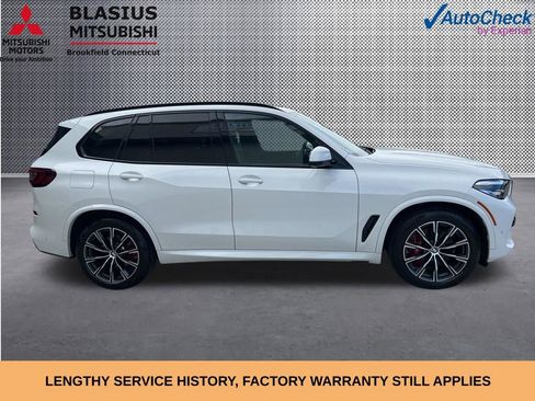 Used 2023 BMW X5 xDrive40i w/ M Sport Package AWD/4WD image 4