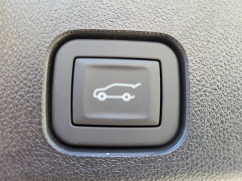 New 2026 Buick Enclave Preferred w/ Power Package image 10