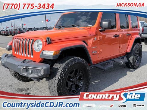 Used 2018 Jeep Wrangler Unlimited Sahara image 1