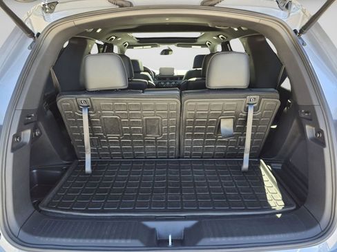 Certified 2024 Honda Pilot TrailSport image 32