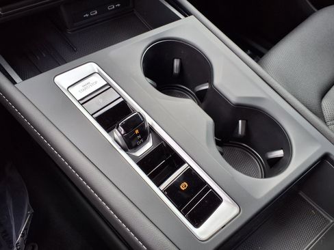 New 2026 Volkswagen Atlas SE image 17