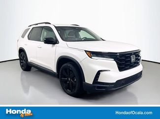 Certified 2025 Honda Pilot Black Edition video 1