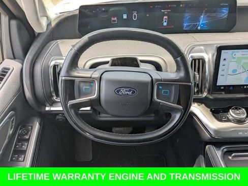 Used 2025 Ford Expedition Max Platinum AWD/4WD image 18