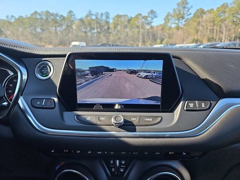 Used 2020 Chevrolet Blazer LT image 28