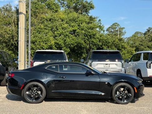 Used 2024 Chevrolet Camaro LT RWD image 6