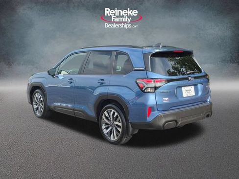 Used 2025 Subaru Forester Touring w/ Popular Package - Touring AWD/4WD image 8