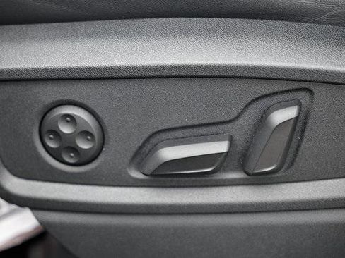 Certified 2024 Audi Q5 2.0T Premium w/ Convenience Package image 21